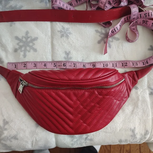 Red Quilted Women's Belt Bag Crossbody - Picture 7 of 8